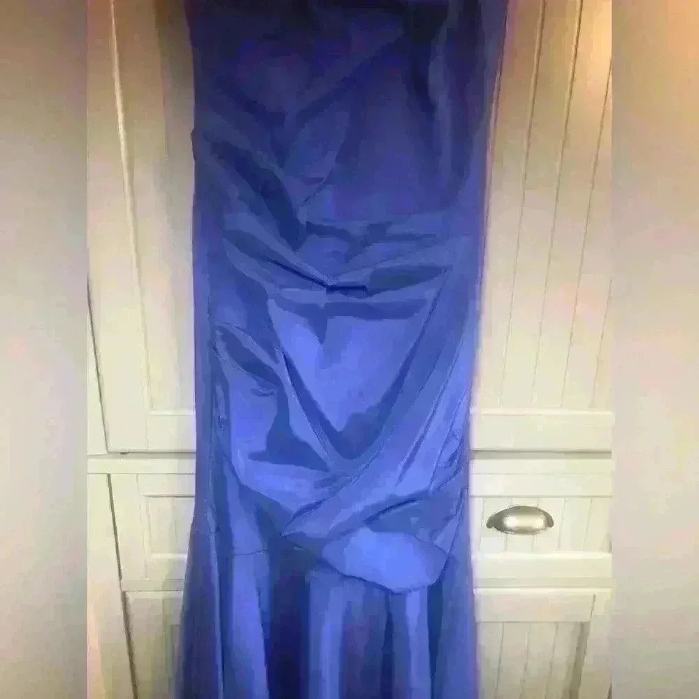 B. Darlin Strapless blue gown - Picture 3 of 7
